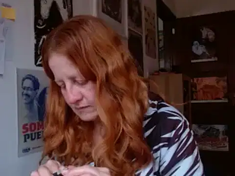 Snapshot of ViioletaMora chatting on July 14, 2026, 7:19 pm ViioletaMora online show from July 14, 2026, 7:19 pm