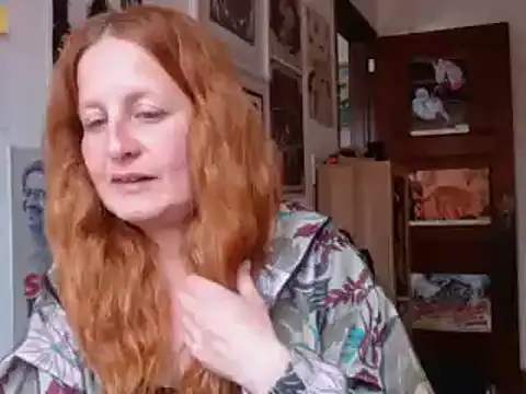Snapshot of ViioletaMora chatting on July 17, 2026, 5:07 pm ViioletaMora online show from July 17, 2026, 5:07 pm