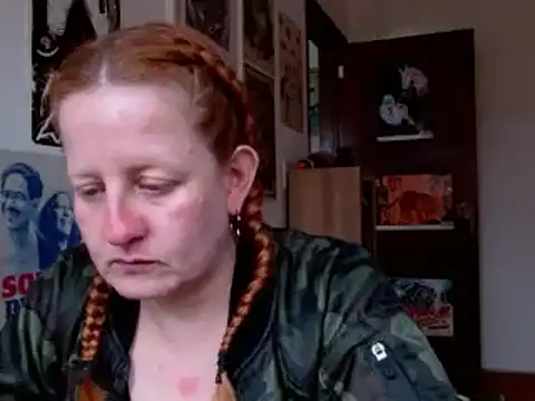 Snapshot of ViioletaMora chatting on July 22, 2026, 7:27 pm ViioletaMora online show from July 22, 2026, 7:27 pm