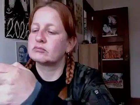 Snapshot of ViioletaMora chatting on July 31, 2026, 8:52 pm ViioletaMora online show from July 31, 2026, 8:52 pm