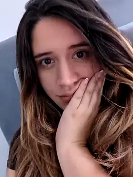 maliciaworld online show from February 13, 2026, 3:19 pm