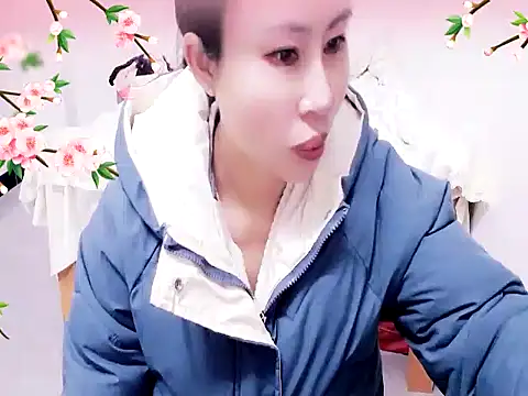 Snapshot of xiaoxuer chatting on February 10, 2025, 5:03 am xiaoxuer online show from February 10, 2025, 5:03 am