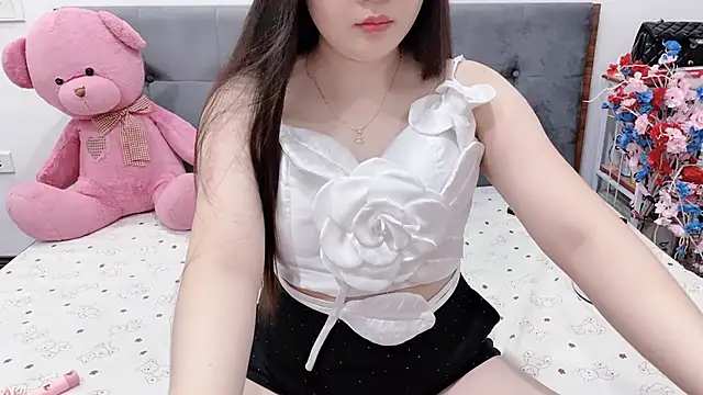 Funikio online show from June 8, 2026, 1:20 am