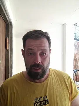 Snapshot of zefside42 chatting on November 29, 2025, 8:39 am zefside42 online show from November 29, 2025, 8:39 am