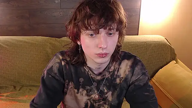 axxxturel online show from February 4, 2026, 2:23 pm