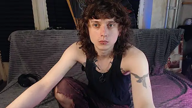 axxxturel online show from May 31, 2026, 3:52 pm