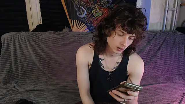 axxxturel online show from June 4, 2026, 5:19 pm