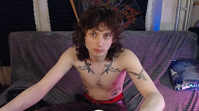 axxxturel online show from June 8, 2026, 1:28 am