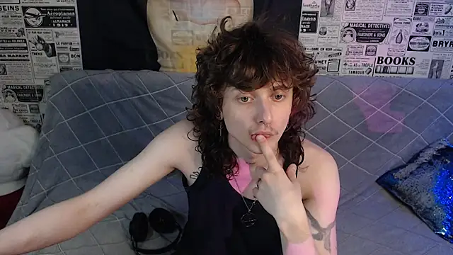 axxxturel online show from July 11, 2026, 7:05 pm