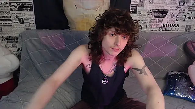 axxxturel online show from July 14, 2026, 2:05 am