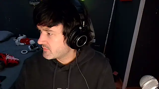 Stix Zadinia online show from December 5, 2025, 1:20 pm