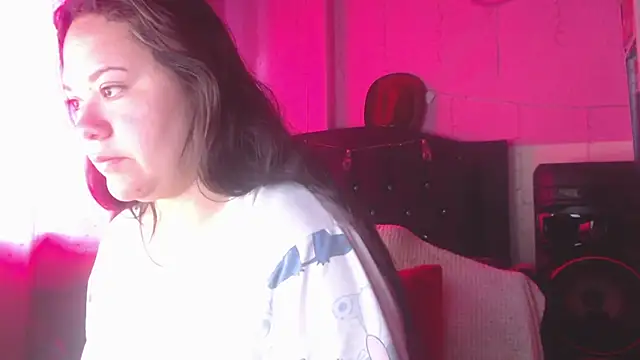 NikkiRous  online show from July 1, 2026, 2:07 pm