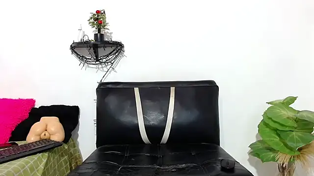 Martin fiif online show from December 18, 2025, 12:27 am