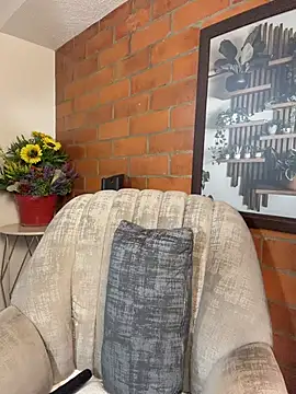 kanela3434 online show from November 28, 2025, 8:55 pm