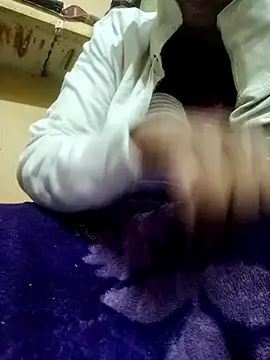 Im Cute online show from December 10, 2024, 6:06 pm