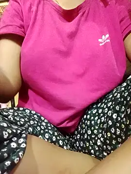 Snapshot of Im_Cute chatting on December 20, 2024, 10:22 pm Im Cute online show from December 20, 2024, 10:22 pm