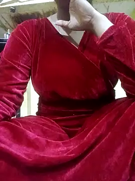 Im Cute online show from February 19, 2025, 7:05 pm