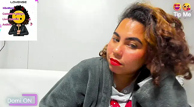 Snapshot of isobeladams20 chatting on December 14, 2024, 11:23 pm isobeladams20 online show from December 14, 2024, 11:23 pm