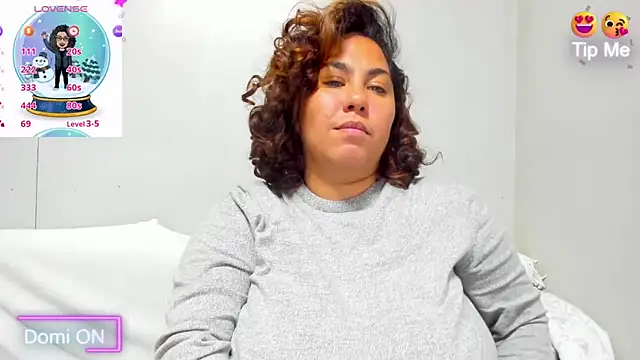 Snapshot of isobeladams20 chatting on December 21, 2024, 10:51 pm isobeladams20 online show from December 21, 2024, 10:51 pm