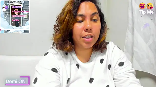 Snapshot of isobeladams20 chatting on January 25, 2025, 9:57 pm isobeladams20 online show from January 25, 2025, 9:57 pm