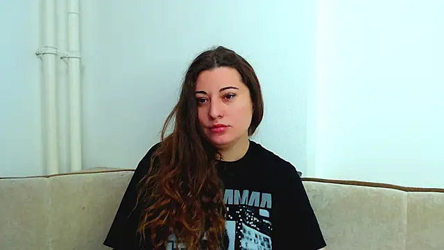 Helen Adams  online show from December 2, 2024, 5:04 am