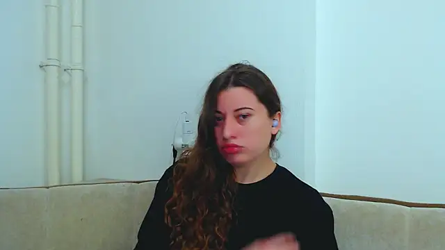 Helen Adams  online show from February 5, 2025, 5:20 am