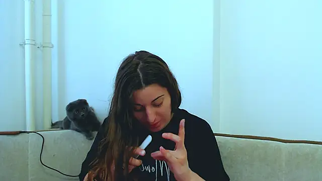 Helen Adams  online show from February 22, 2025, 9:56 am