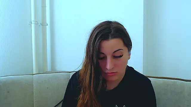 Helen Adams  online show from March 10, 2025, 9:43 am