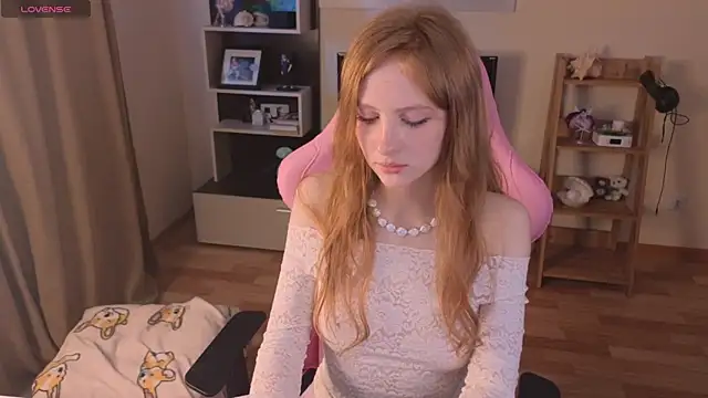 Snapshot of rara_ruru chatting on March 16, 2025, 6:42 am rara ruru online show from March 16, 2025, 6:42 am