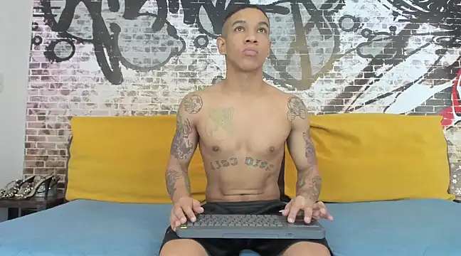 its me miley online show from February 13, 2025, 1:26 pm