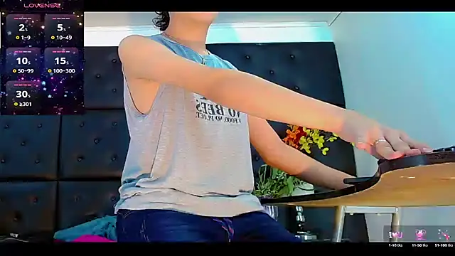 Daniela Pink  online show from July 7, 2026, 8:02 pm