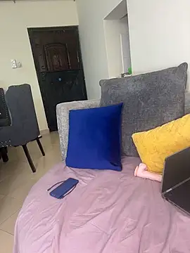 Snapshot of CarlaBeckky chatting on October 22, 2025, 5:41 am CarlaBeckky online show from October 22, 2025, 5:41 am