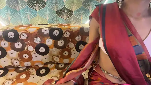 shuhana  online show from November 18, 2025, 4:50 am