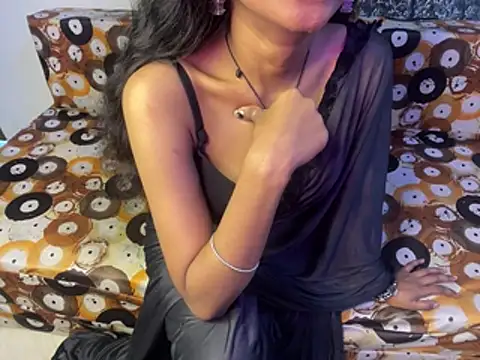 Snapshot of shuhana_ chatting on June 11, 2026, 5:38 am shuhana online show from June 11, 2026, 5:38 am
