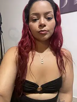 redgirlofficial online show from May 13, 2026, 4:10 am