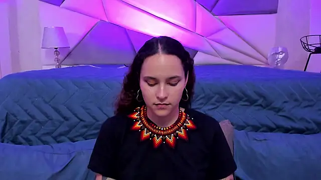 Snapshot of AnnyThompson_ chatting on January 18, 2025, 11:44 pm AnnyThompson online show from January 18, 2025, 11:44 pm