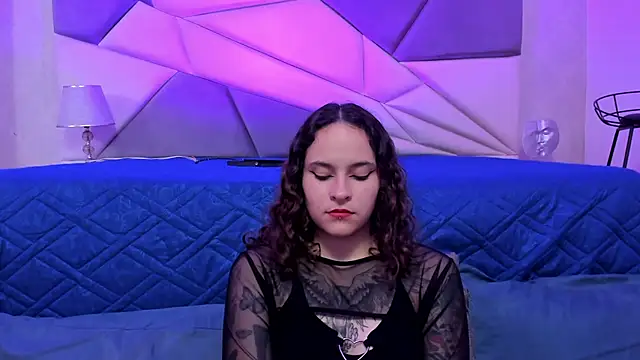 Snapshot of AnnyThompson_ chatting on January 22, 2025, 1:31 am AnnyThompson online show from January 22, 2025, 1:31 am