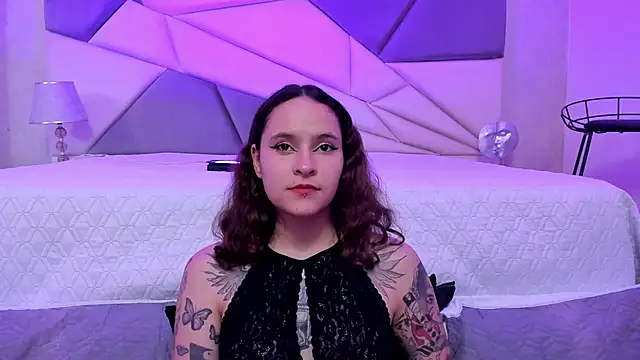 Snapshot of AnnyThompson_ chatting on January 24, 2025, 11:23 pm AnnyThompson online show from January 24, 2025, 11:23 pm