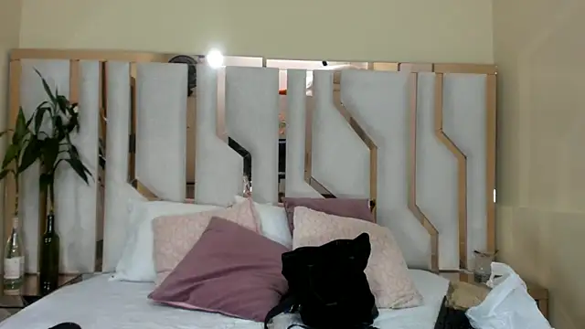 Snapshot of TifanyChill chatting on January 22, 2025, 8:28 pm TifanyChill online show from January 22, 2025, 8:28 pm