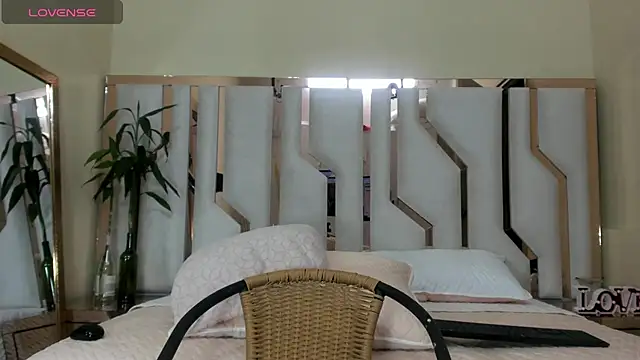 Snapshot of TifanyChill chatting on January 28, 2025, 9:08 pm TifanyChill online show from January 28, 2025, 9:08 pm