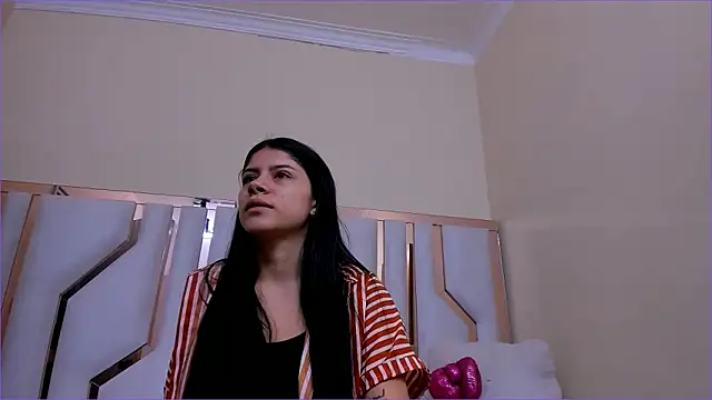 Snapshot of TifanyChill chatting on October 25, 2025, 5:19 pm TifanyChill online show from October 25, 2025, 5:19 pm