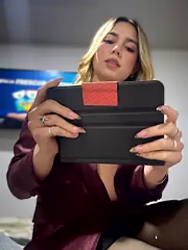 Jules Anderson online show from January 9, 2026, 11:17 pm