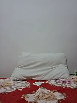 Snapshot of altinya chatting on June 15, 2026, 11:29 pm altinya online show from June 15, 2026, 11:29 pm