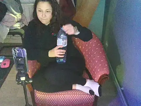 minette-sexy online show from February 12, 2025, 9:01 pm