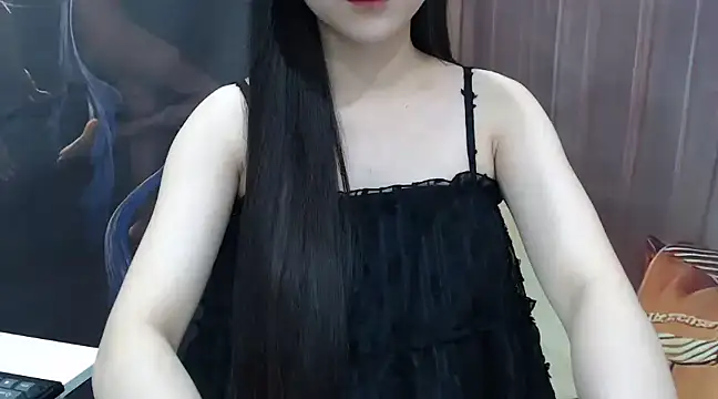 KaleAnisa online show from March 13, 2025, 7:42 am