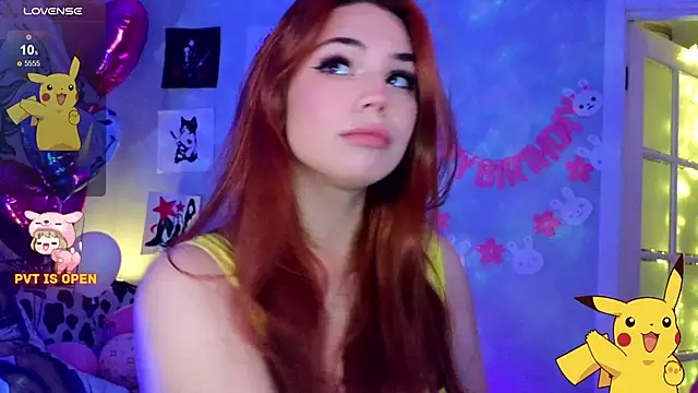 Snapshot of Katerinchik chatting on March 18, 2025, 1:53 pm Katerinchik online show from March 18, 2025, 1:53 pm