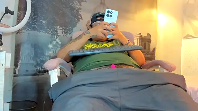 Snapshot of snowflake_xxx chatting on October 5, 2025, 2:26 pm snowflake xxx online show from October 5, 2025, 2:26 pm