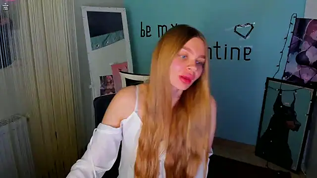 Snapshot of Molly_sweetie chatting on February 10, 2025, 10:09 am Molly sweetie online show from February 10, 2025, 10:09 am