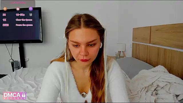 Snapshot of Molly_sweetie chatting on April 11, 2026, 6:29 am Molly sweetie online show from April 11, 2026, 6:29 am