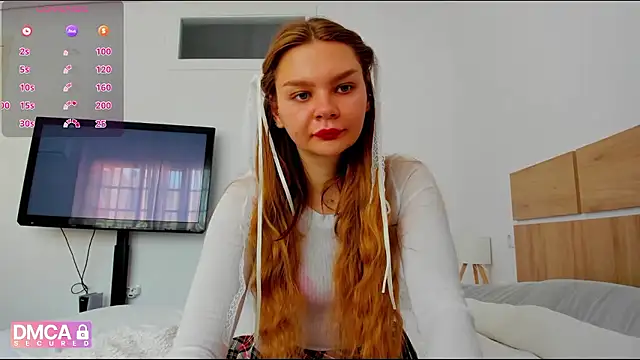 Snapshot of Molly_sweetie chatting on April 27, 2026, 6:33 am Molly sweetie online show from April 27, 2026, 6:33 am